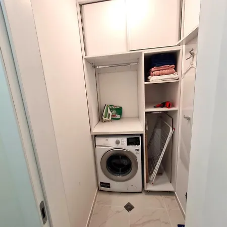 Dani Apartment